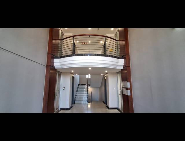 BUSINESS PROPERTY TO RENT IN BRYANSTON